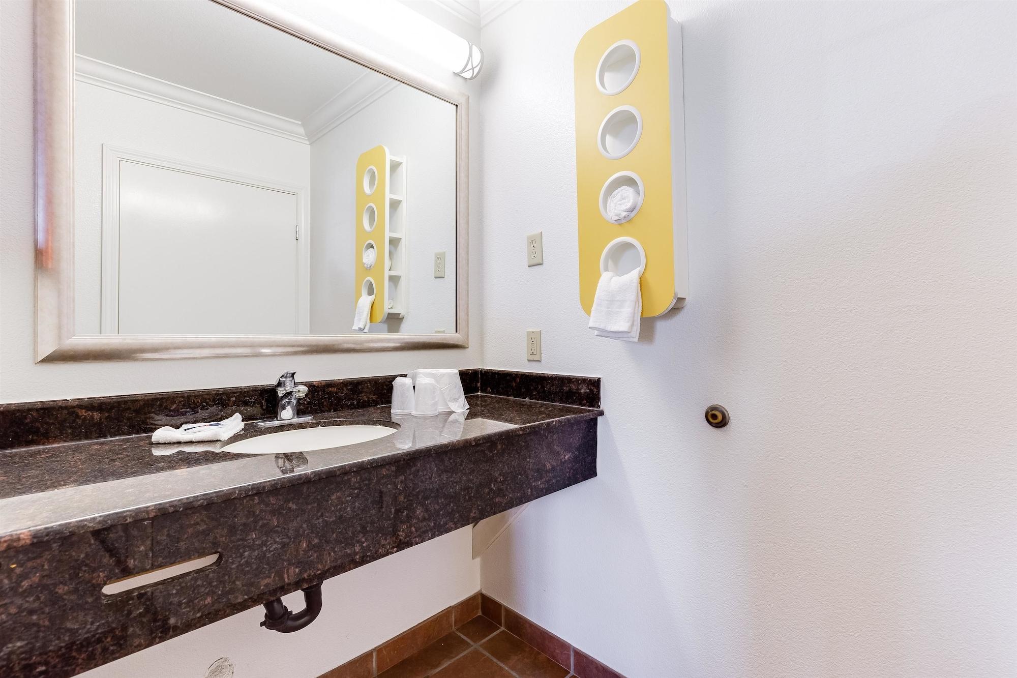 Motel 6-San Jose, Ca - Convention Center מראה חיצוני תמונה