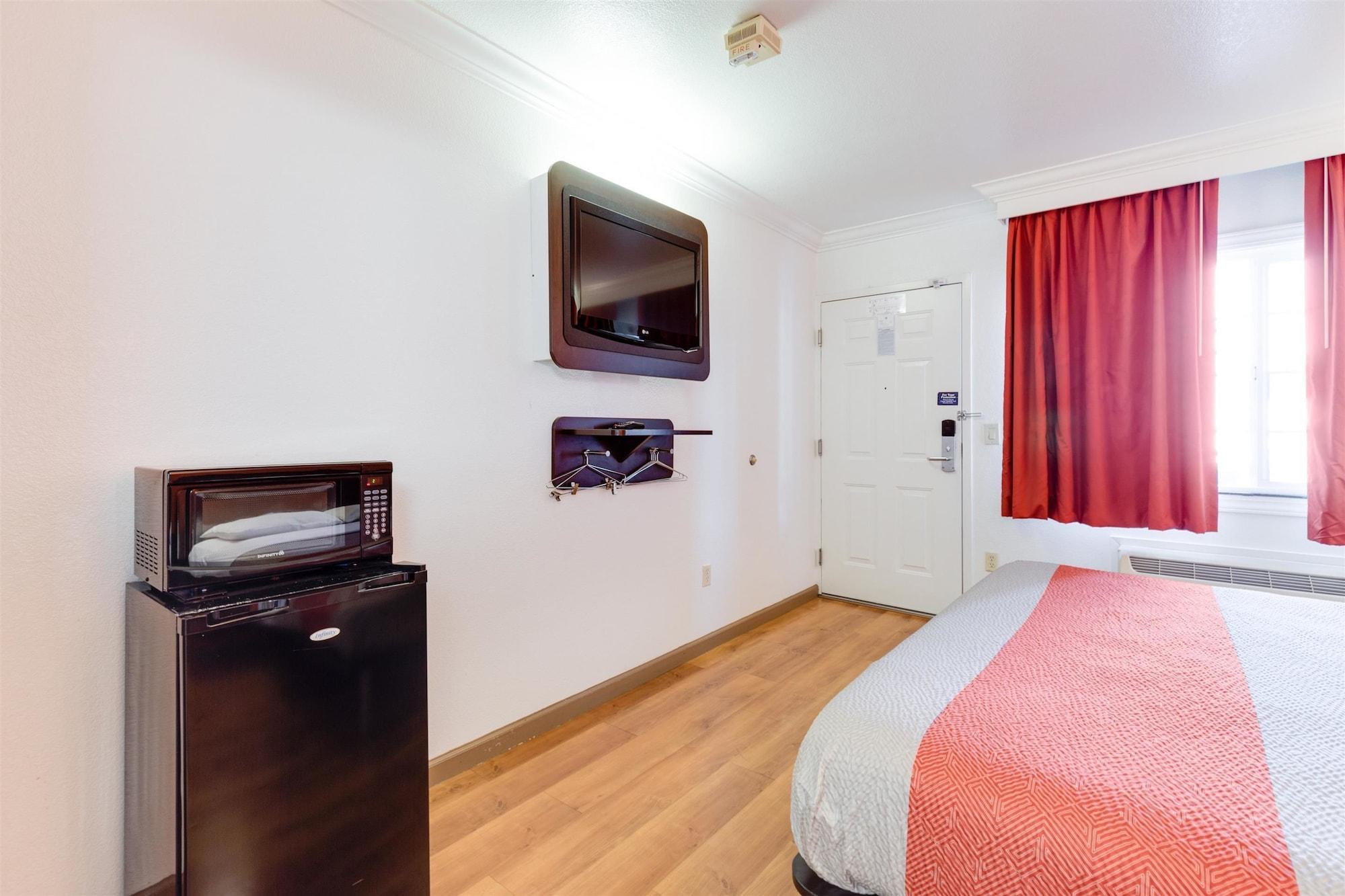 Motel 6-San Jose, Ca - Convention Center מראה חיצוני תמונה