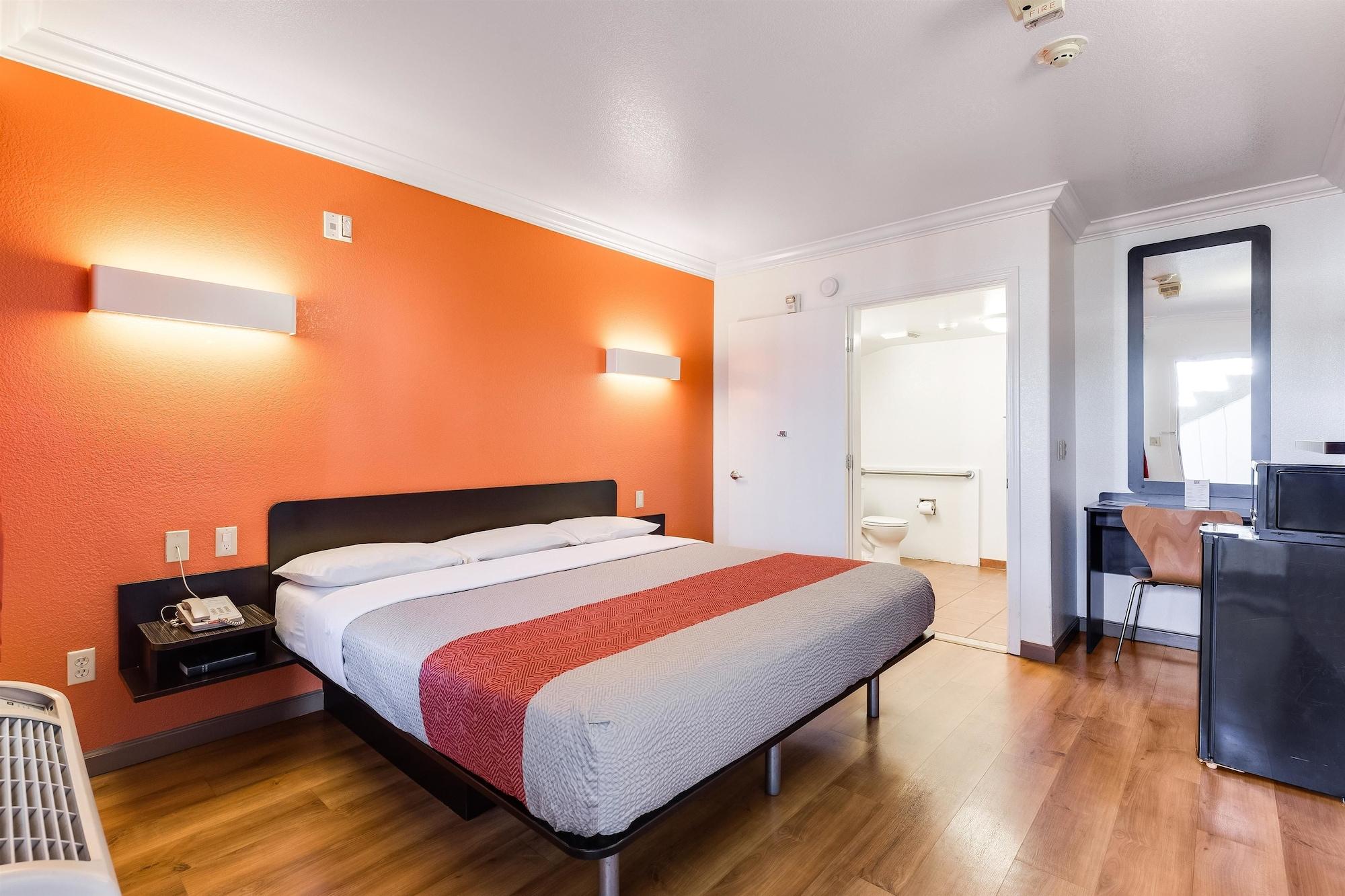 Motel 6-San Jose, Ca - Convention Center מראה חיצוני תמונה