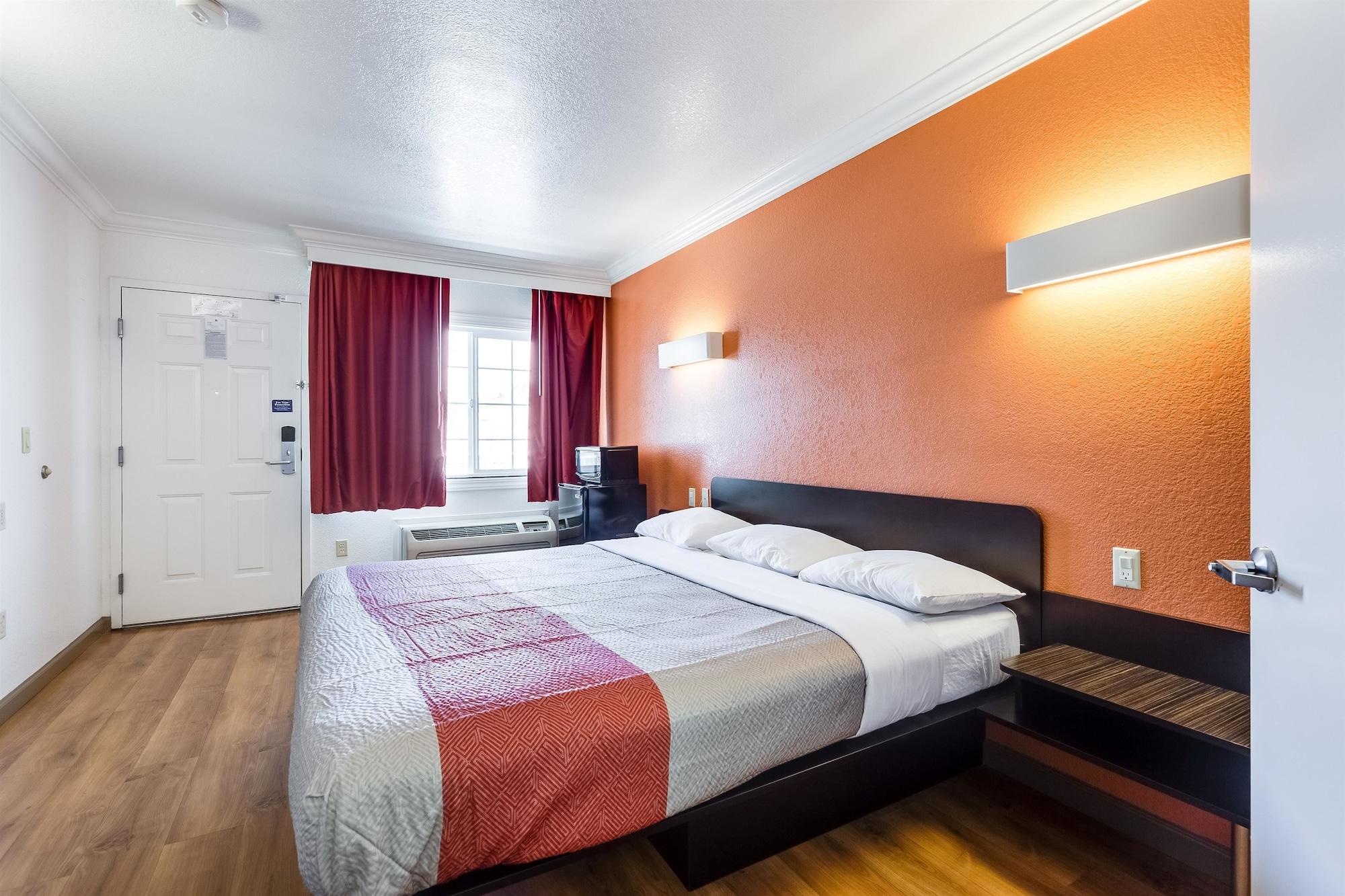 Motel 6-San Jose, Ca - Convention Center מראה חיצוני תמונה