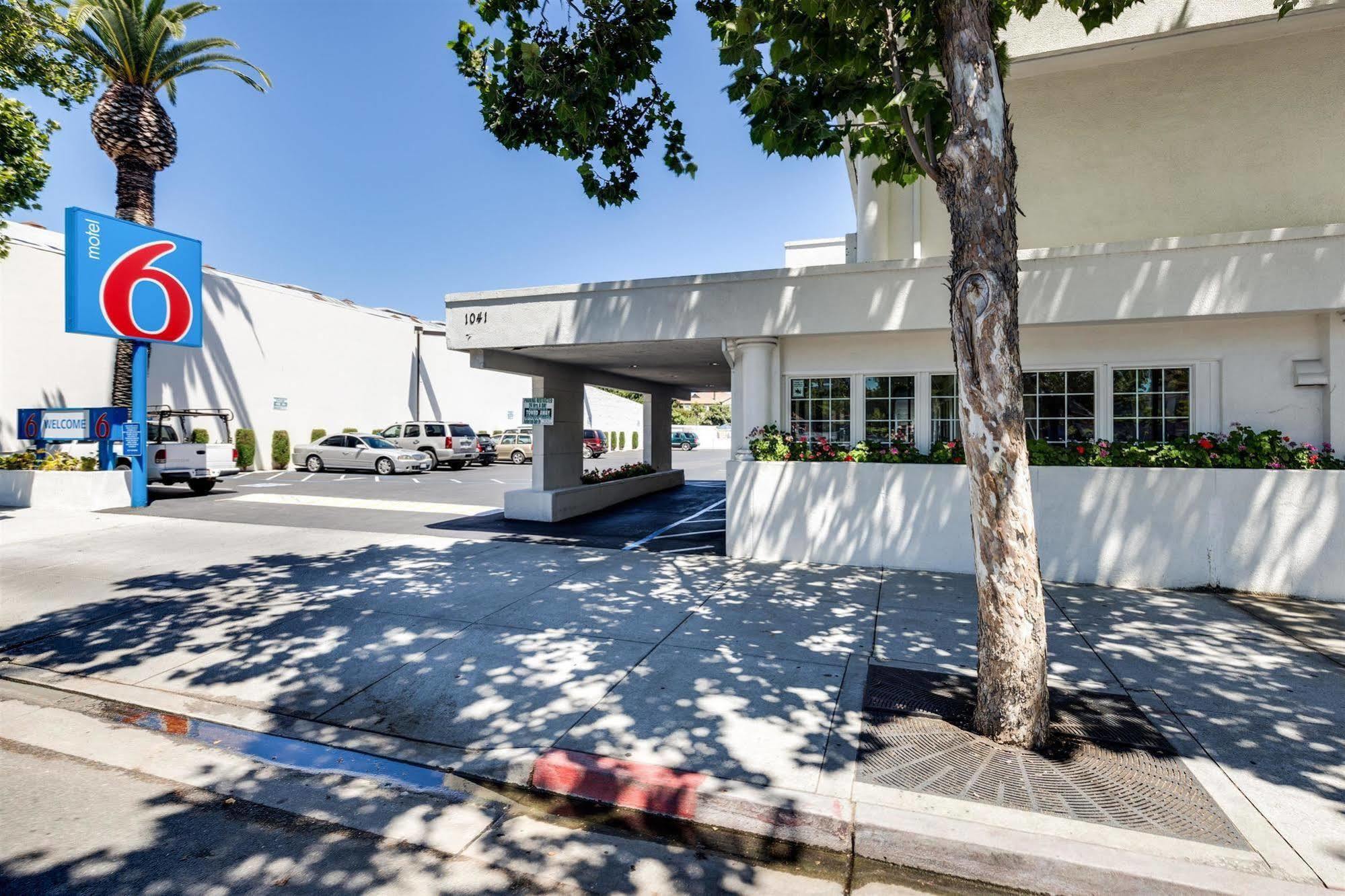 Motel 6-San Jose, Ca - Convention Center מראה חיצוני תמונה